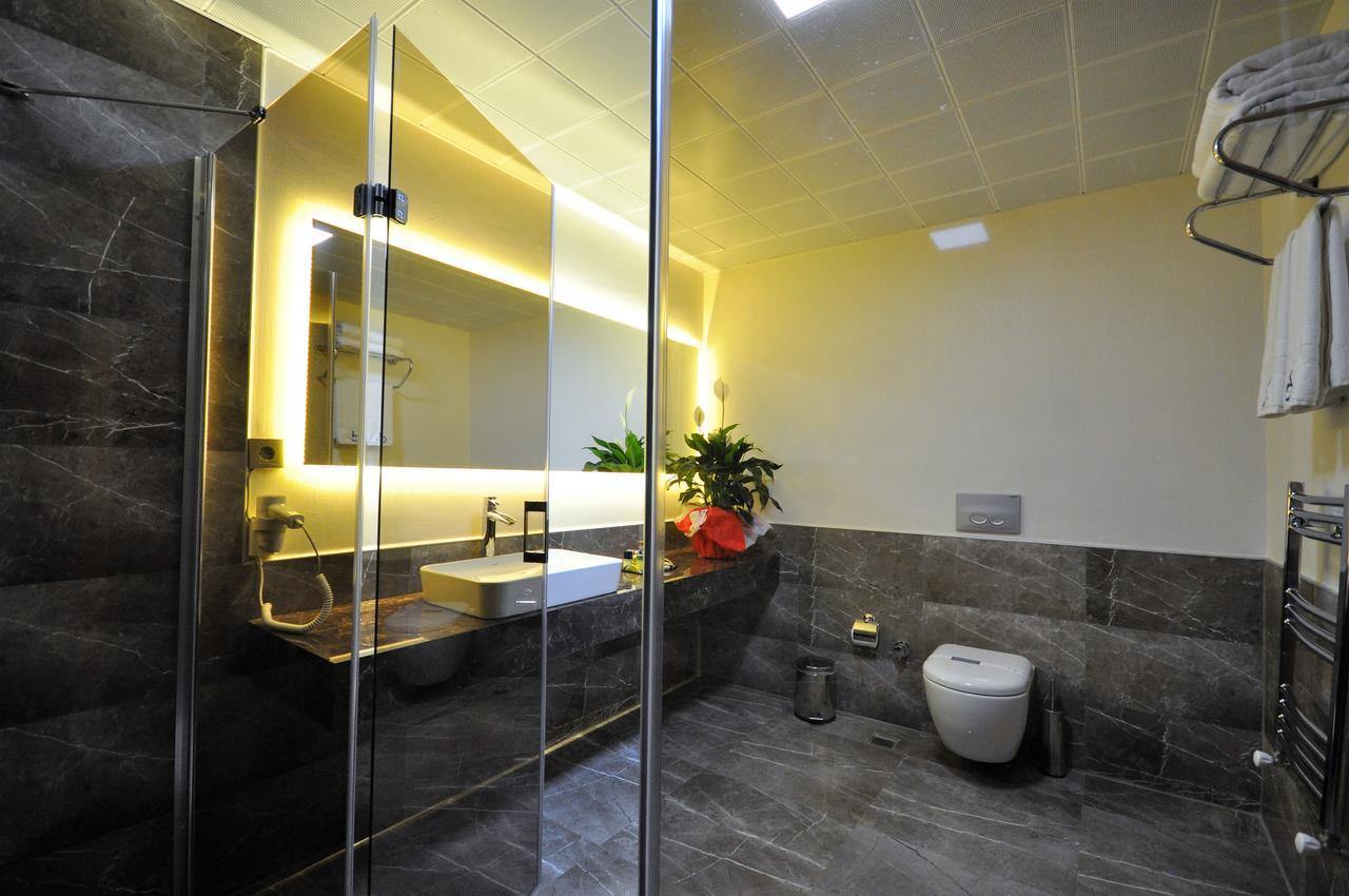 Double Comfort Hotel Ankara Bagian luar foto